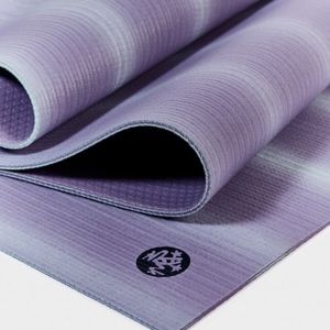 Manduka PROlite Yoga Mat in Larkspur